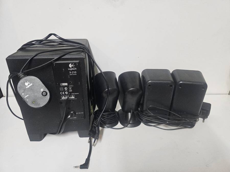 Logitech Speaker Bundle  2.1 Subwoofer Set + Bonus Pair  Tested Working