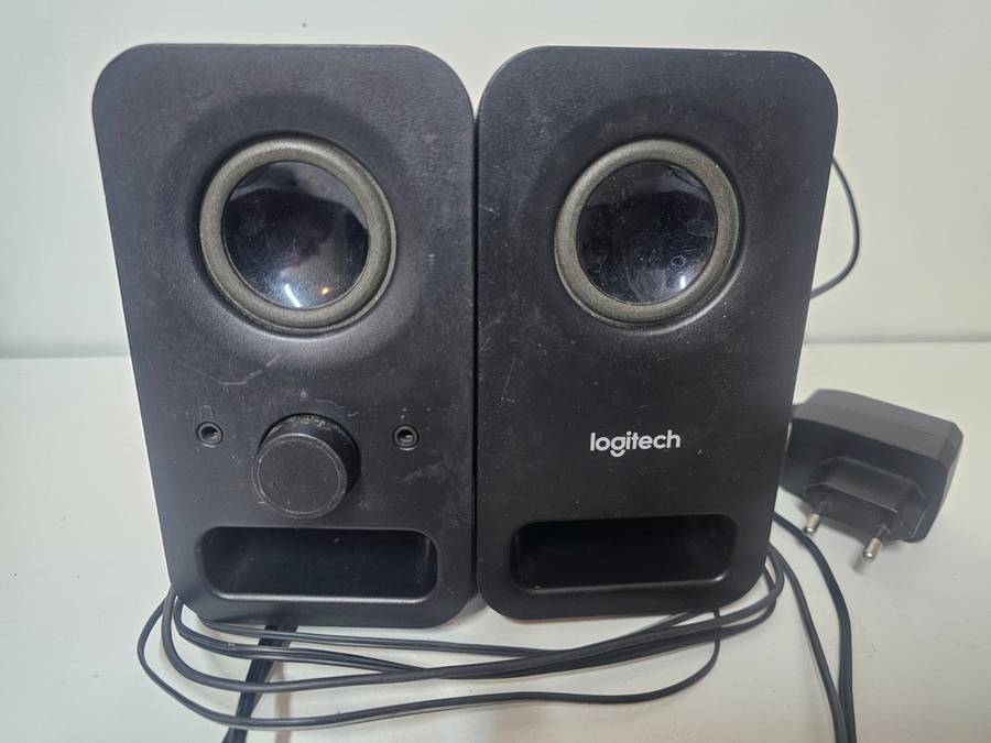 Logitech Speaker Bundle  2.1 Subwoofer Set + Bonus Pair  Tested Working