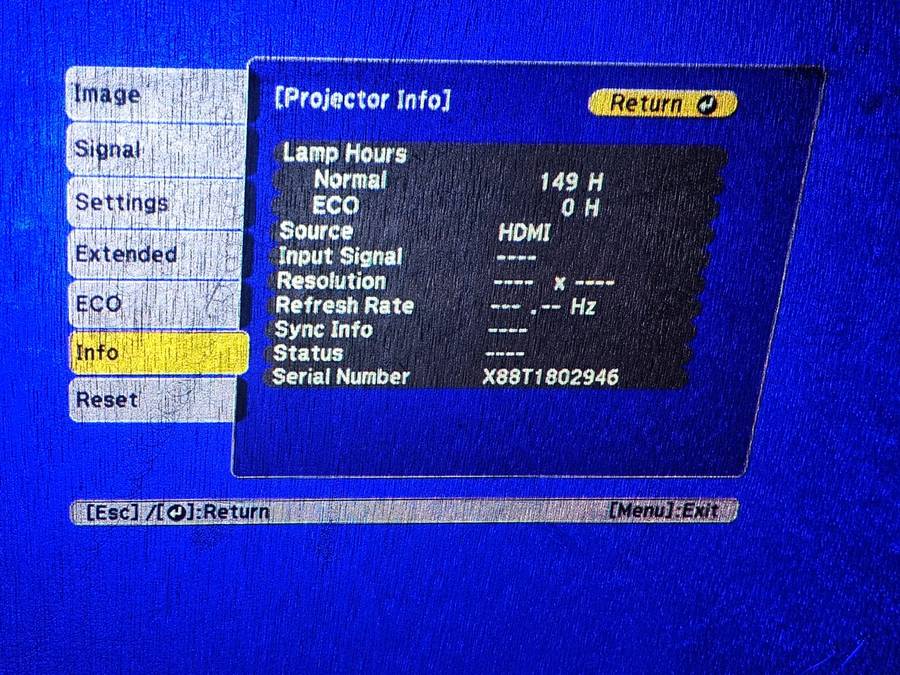 Epson EB-E01 3LCD HDMI Projector  Only 149 Lamp Hours!