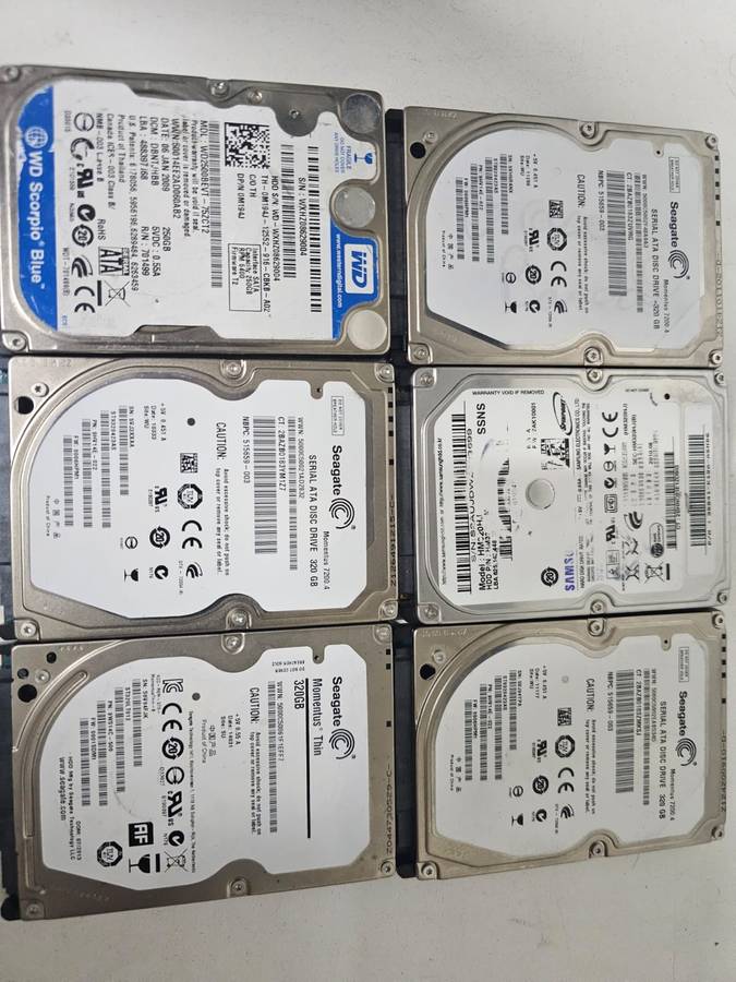 Bulk lot - 4 x Seagate Momentus 320GB & 2 x WD 250GB Laptop Hard Drives - Old drives but working