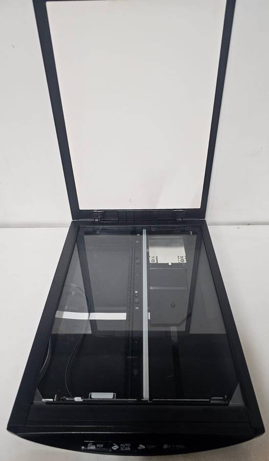 Canon CanoScan LiDE 110 Flatbed Scanner  Fully Working