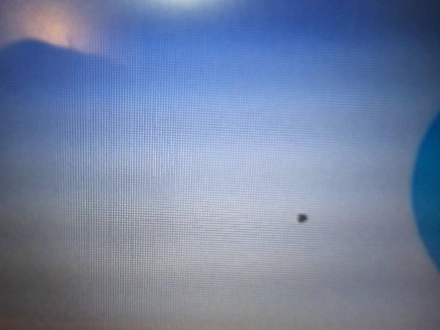 2 x Faulty Lenovo T470 Laptops for Spares or Repairs