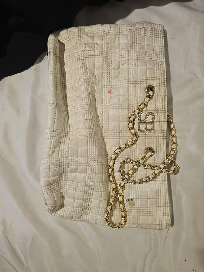 Bulk Lot: 9 Used Ladies Branded Bags  Guess, Sissy Boy & More