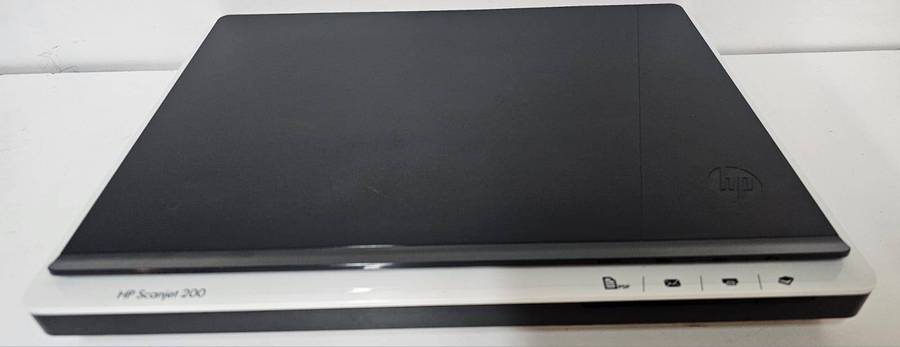HP Scanjet 200  Flatbed USB Scanner  Excellent Condition
