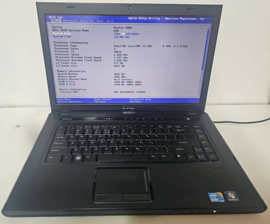 Dell Vostro 3500  i5-480M / 4GB / 320GB HDD / 15.6" / Intel HD  Needs New Battery / No Charger