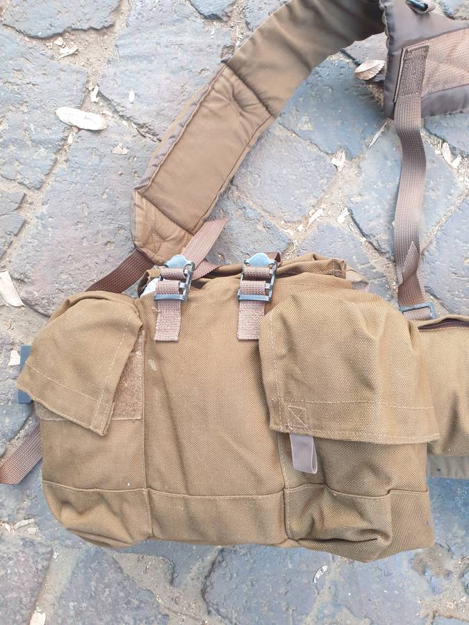 scarce 100% original as new SADF era SA Army Para Battalion Bateleur 90 belt-kit webbing - Textcraft