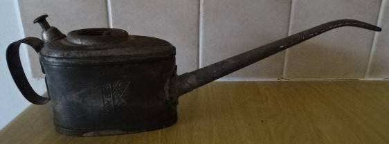 ANTIQUE KAYES OF LEEDS UK OILER (HEIGHT 8 CM)