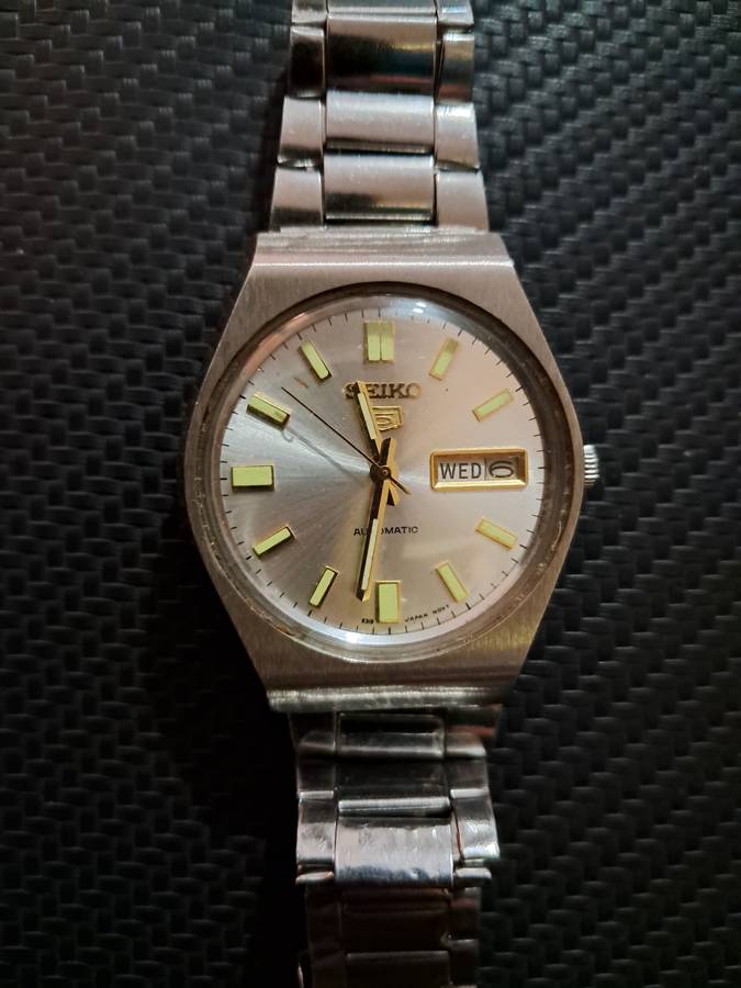 Seiko 5 Day Date Automatic watch