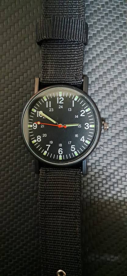 Nylon Strap Quartz watch