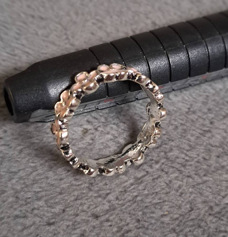 Silver Plated Flower Ring Size 7