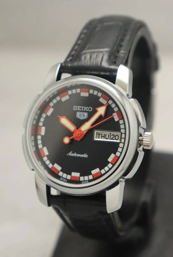 Vintage Seiko Calender Watch