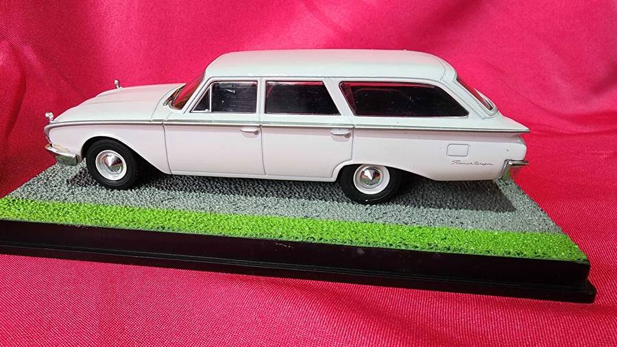 Ford Range Wagon ( Falcon ) 1:43 , James Bond