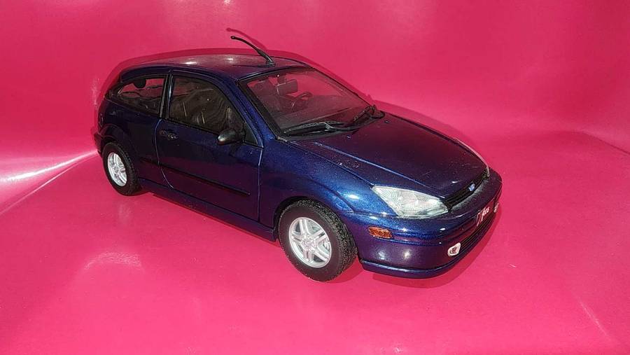 Ford Focus ZX3 (1:18) by Motormax