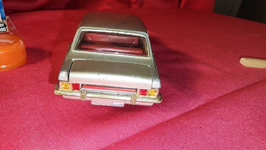 Ford Zodiac by Dinky