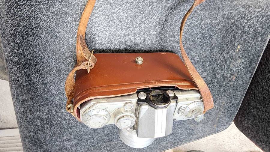 Wilgin Edixa Flex ( 50's to 60's ) 35mm SLR