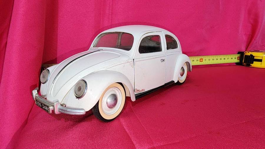 VW Beetle By Solido (1:18)