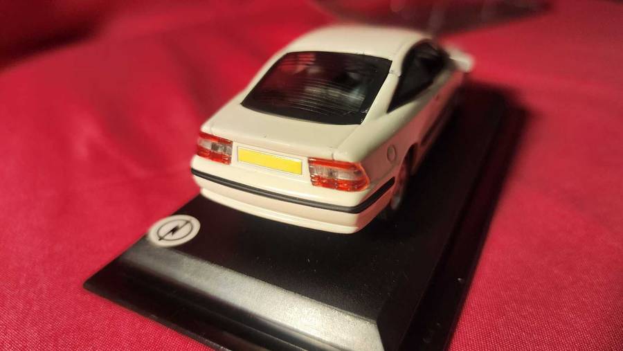 Opel Calibra  (1:43) Del Prado