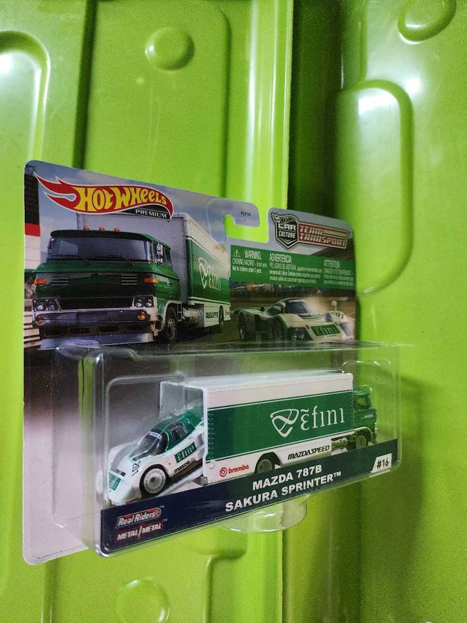 Sakura Mazda Race Team   Hotwheels collection