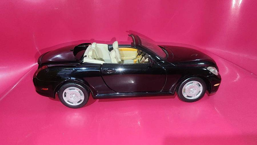 Lexus SC 430 (1:18) Motormax