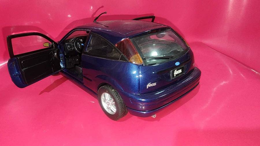 Ford Focus ZX3 (1:18) by Motormax
