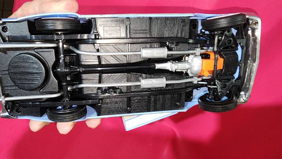 57' BelAir Convertible (1:18) by Road Signature