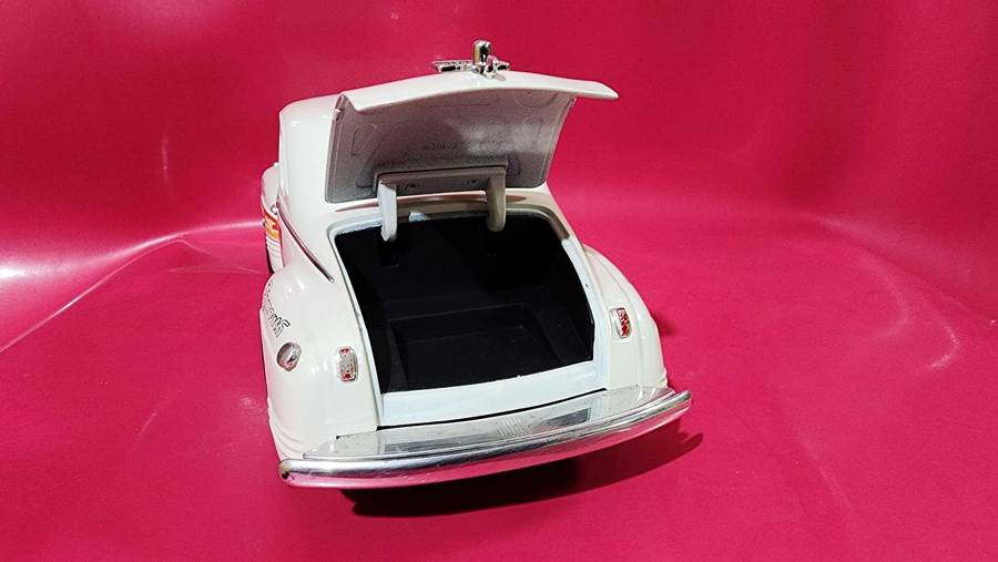 41' Plymouth Stock Dragster (1:18) by Road Legends