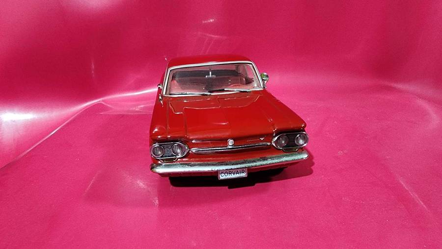 Chevrolet Corvair ( Air-Cooled ) 1:18 by Sunstar