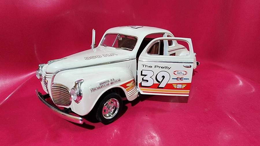 41' Plymouth Stock Dragster (1:18) by Road Legends