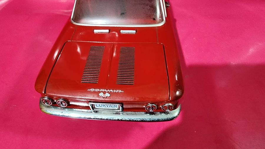 Chevrolet Corvair ( Air-Cooled ) 1:18 by Sunstar