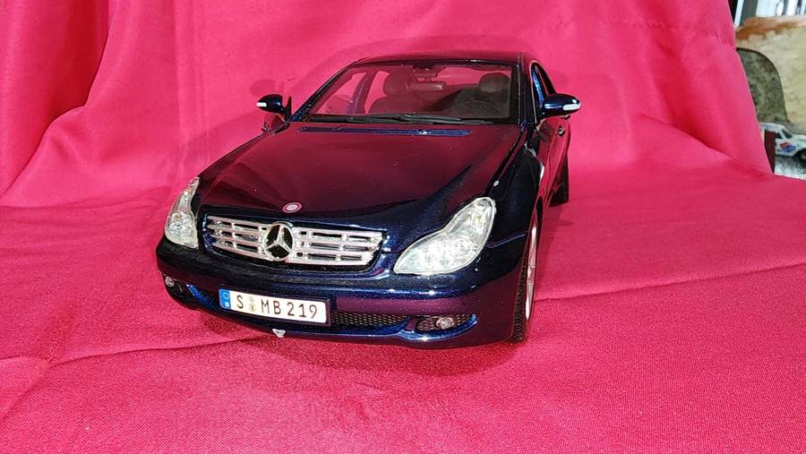 The Mercedes "CLS" 1:18