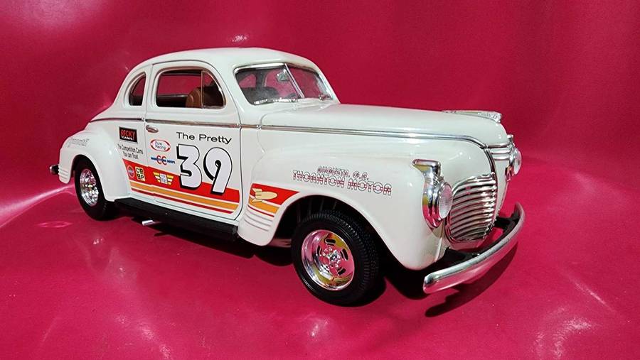 41' Plymouth Stock Dragster (1:18) by Road Legends