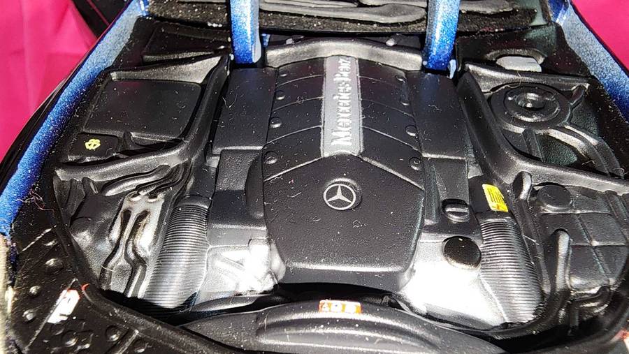 The Mercedes "CLS" 1:18