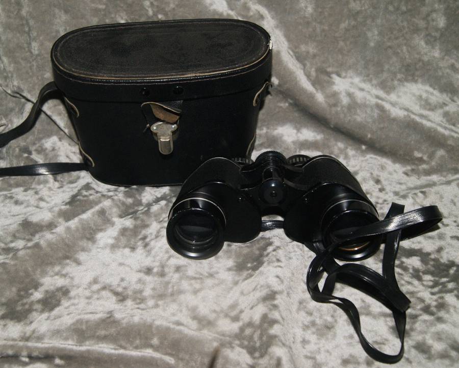 Pair of "Plus" 7x35 extra wide angle binoculars @@ CCRRAAZZYY R1 START