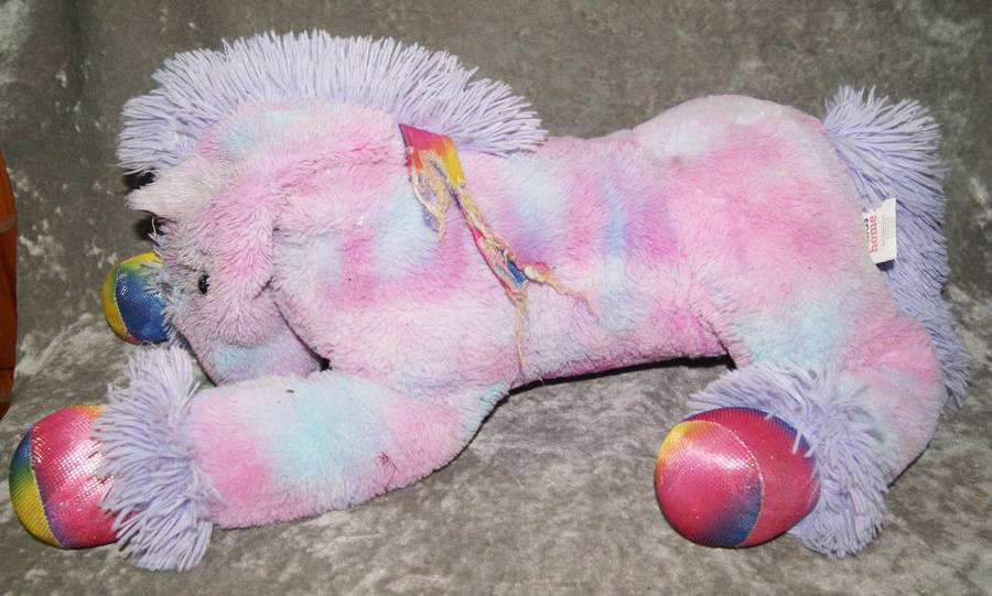 Plush unicorn @ Crazy R1 start