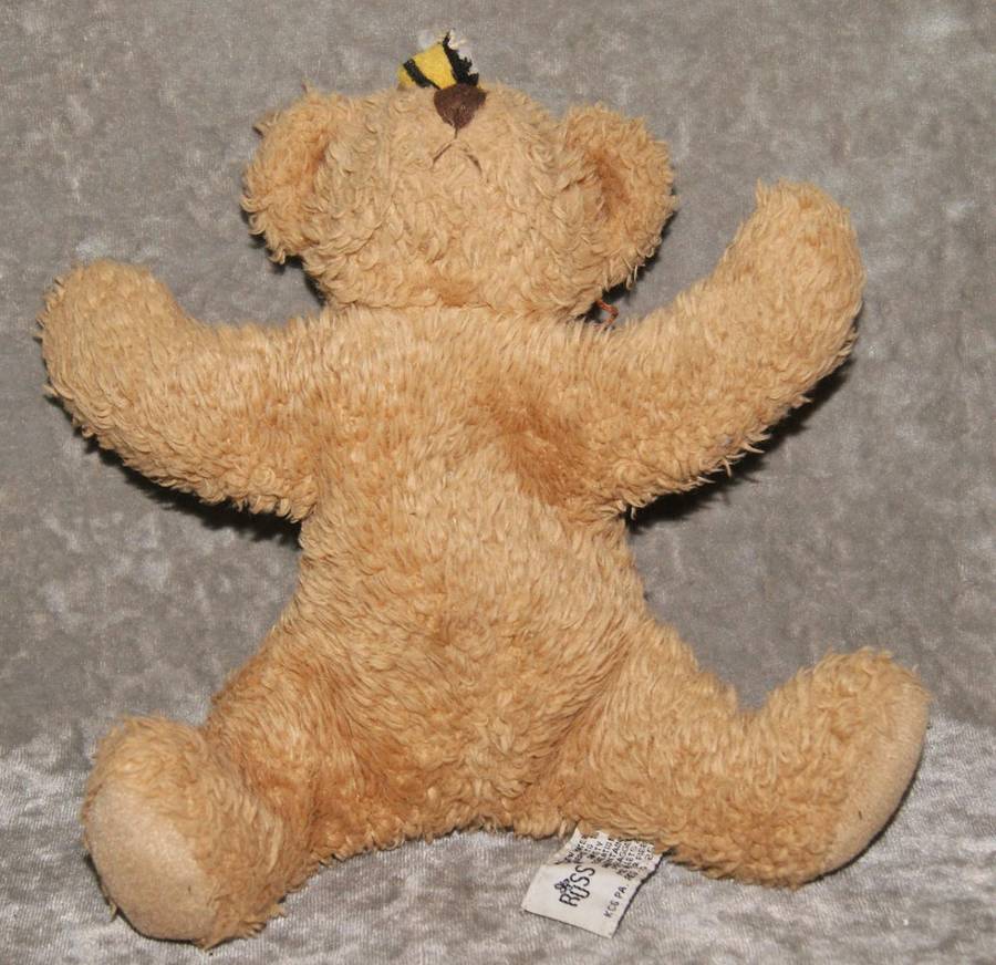 Plush Russ bear with bee on nose (damaged bee) @ Crazy R1 start