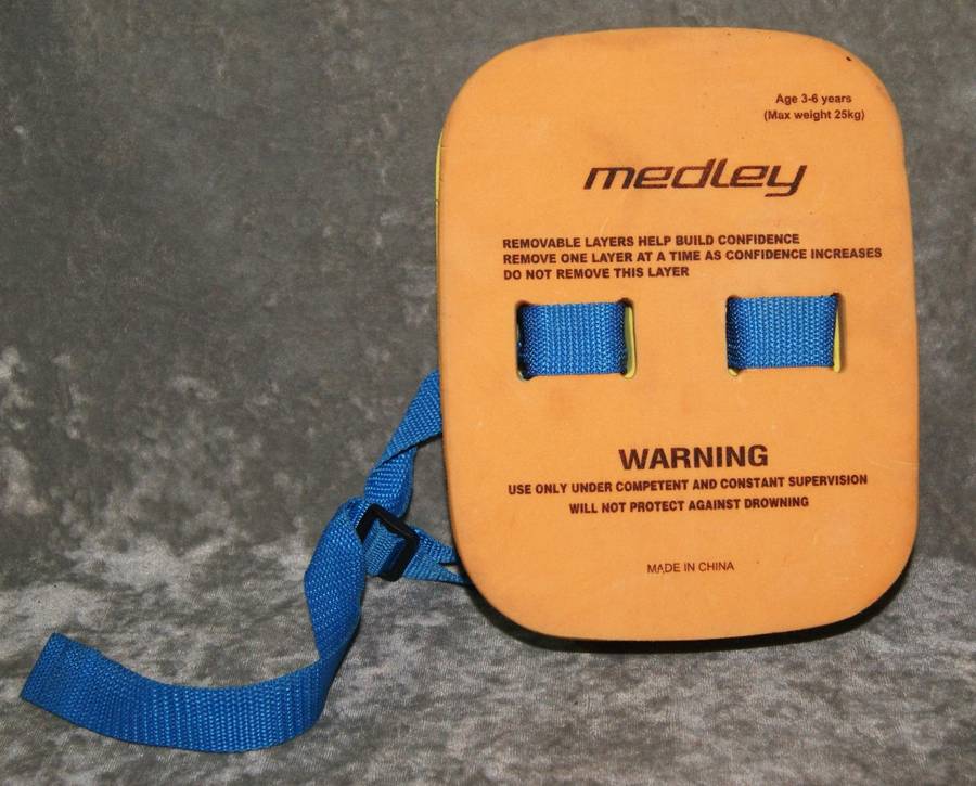 Medley swimming helper for age 3-6 years @ Crazy R1 start