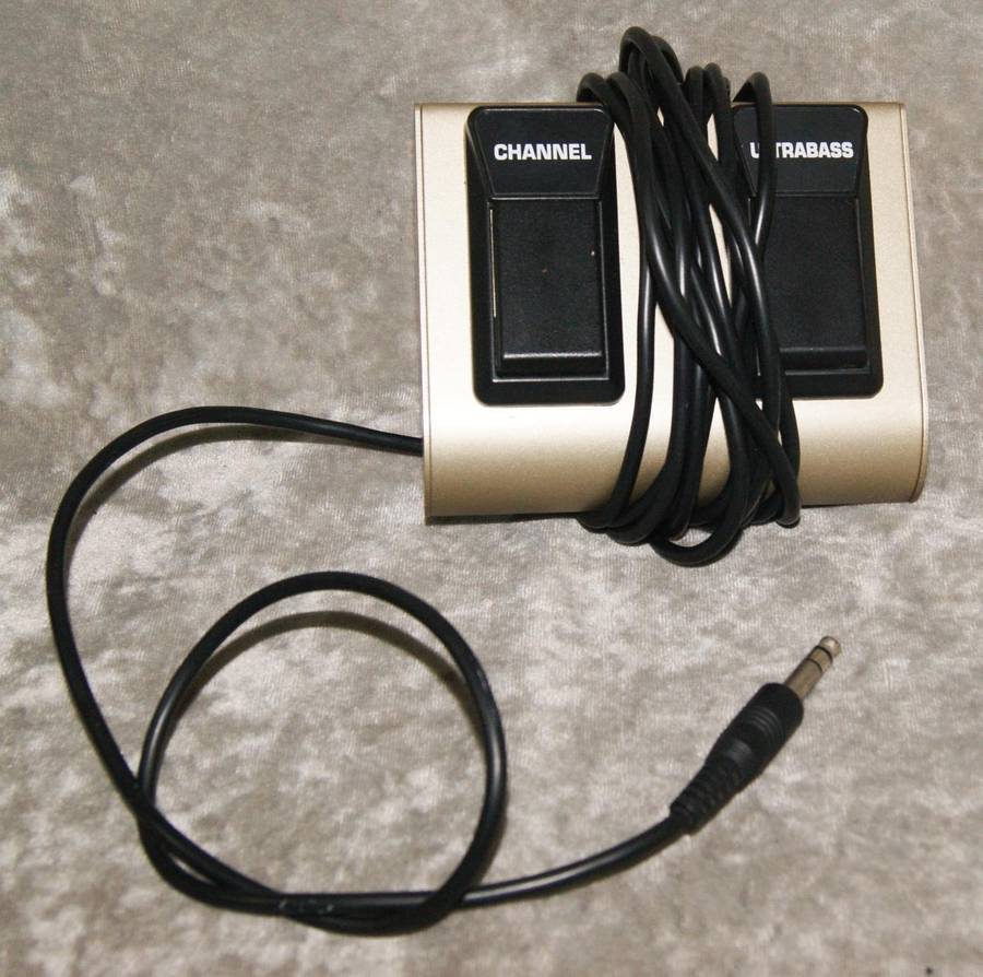 Behringer FS112B switch @ Crazy R1 start