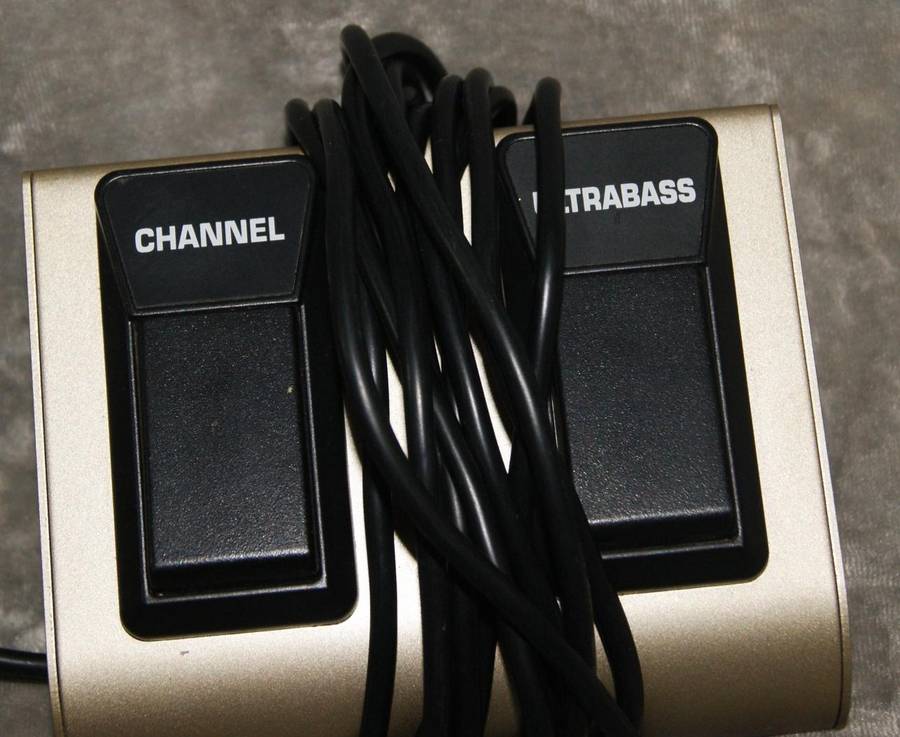 Behringer FS112B switch @ Crazy R1 start