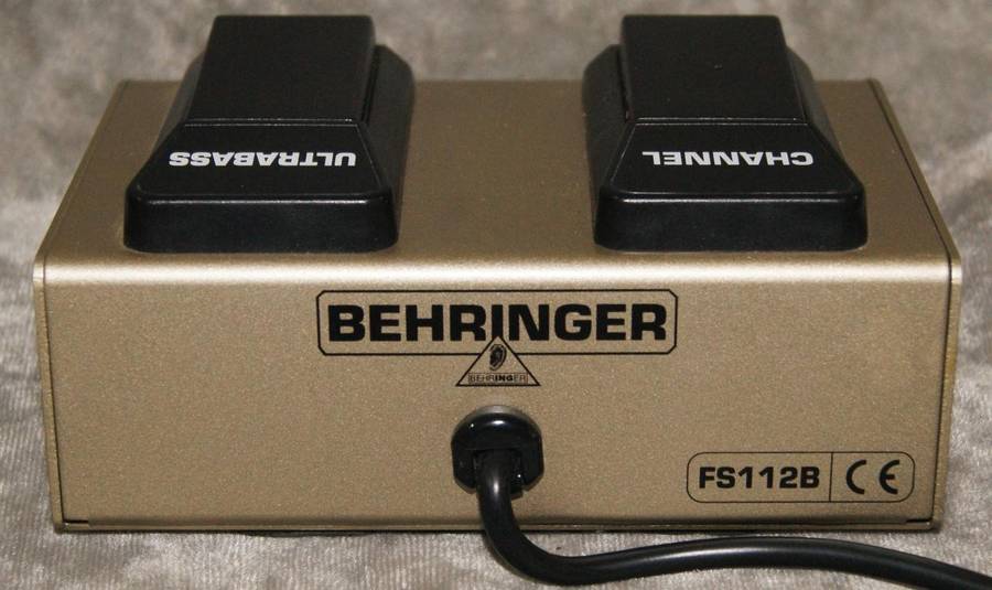 Behringer FS112B switch @ Crazy R1 start