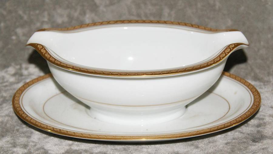Vintage Noritake Richmond pattern gravy boat @ crazy R1 start