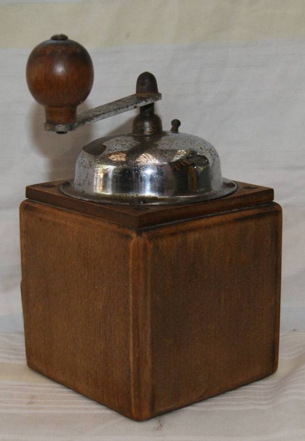 Vintage "Pe De" Coffee Grinder