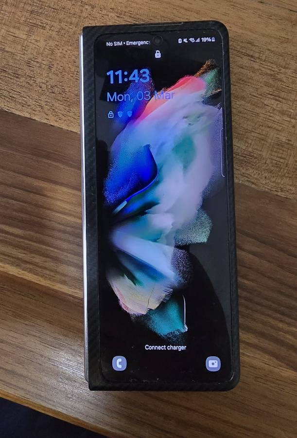 Samsung Galaxy Z Fold 3