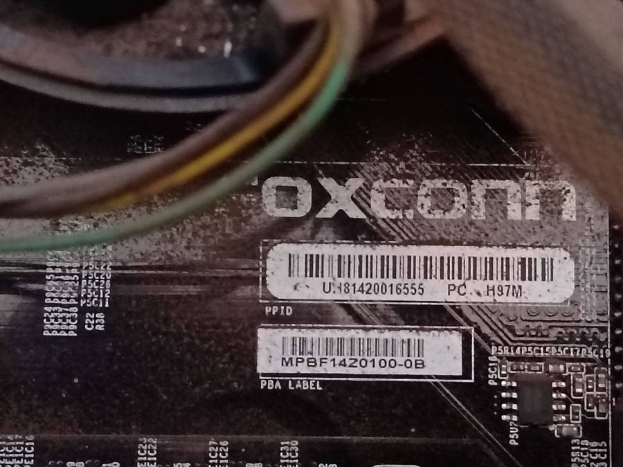 Computer Box  with Power Supply, DVD, Mouse, Keyboard & Cables (No HDD)