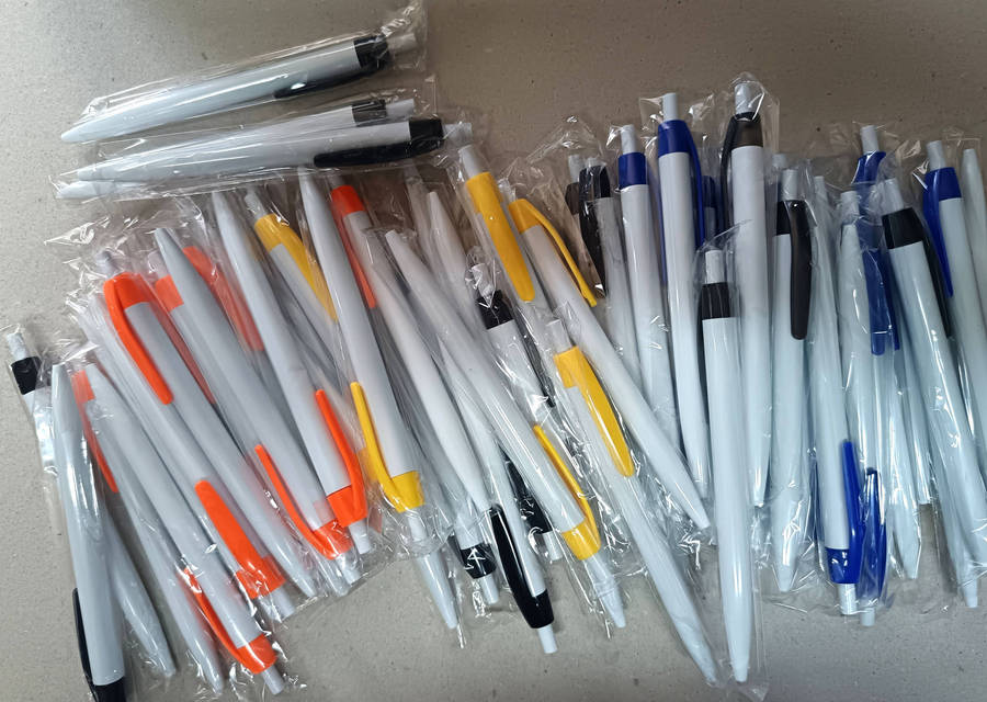 Lot of 80 Pens - Mixed colours - BLUE ink