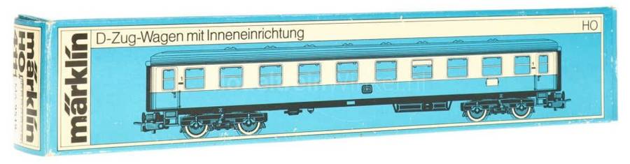 H0gge 1/87  1st class DB  D-Zug/Express Coach 1st class, cream+blue, mint in orig.box Maerklin 4111