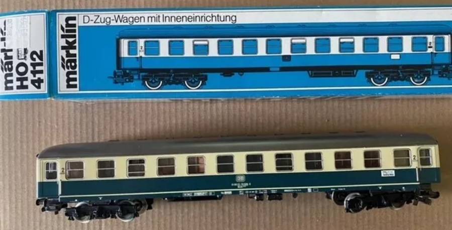 H0gge 1/87 2nd class DB Express Coach 2nd class, cream+blue, mint in orig.box Maerklin 4112