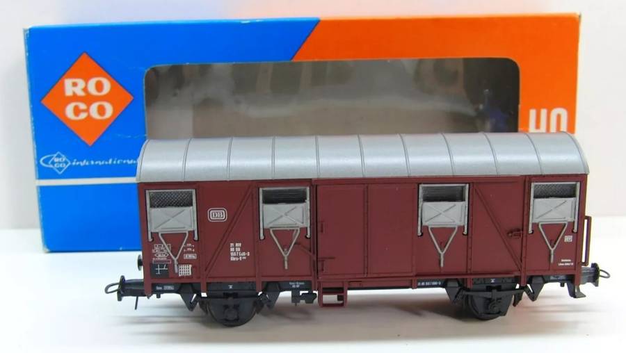 H0 gauge 1/87 103 mm DB Closed Goods Wagon, mint in orig.box Roco 4375