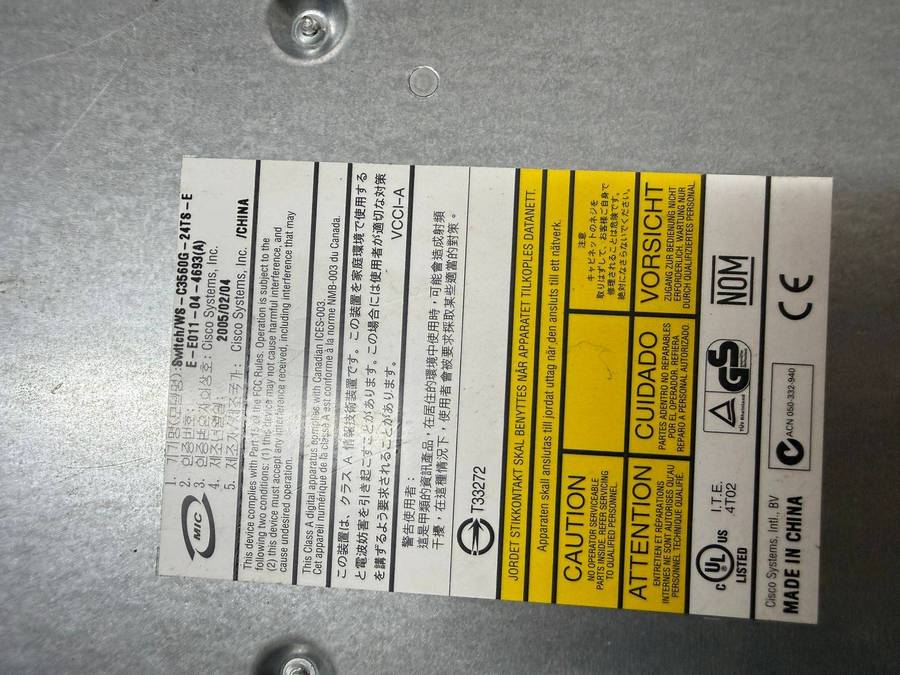  Cisco Catalyst 3560G-24TS  24-Port Gigabit Layer 3 Managed Switch + 4 SFP Uplinks