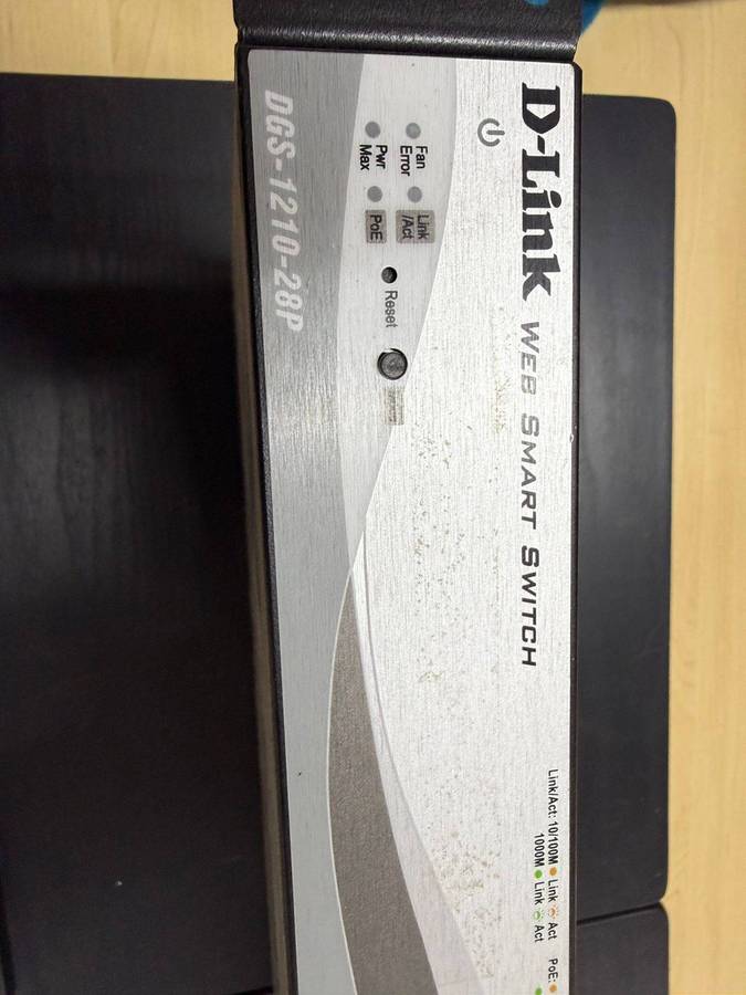 D-Link DGS-1210-28P  28-Port Gigabit Smart PoE Managed Switch (Working)