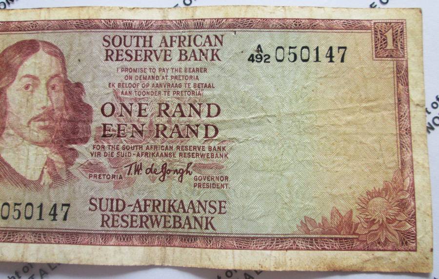 One Rand Republic of South Africa Serial Nr A492 050147